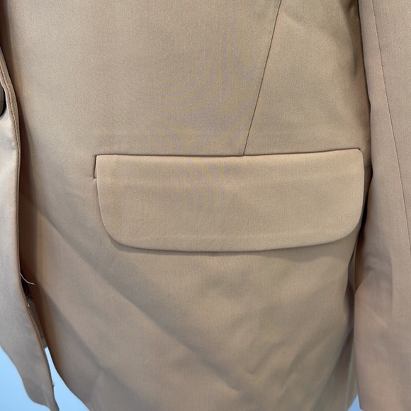 We the Free RARE FIND oversized Blazer in Camel color - Picture 4 of 9